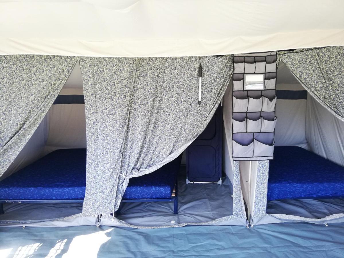 Hebergements Camping "Les Pieds Dans L'Eau" Crozon Dış mekan fotoğraf