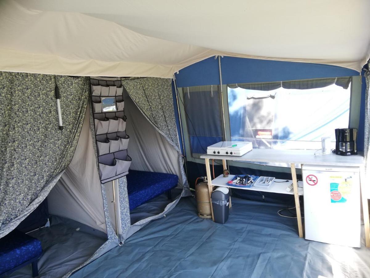Hebergements Camping "Les Pieds Dans L'Eau" Crozon Dış mekan fotoğraf