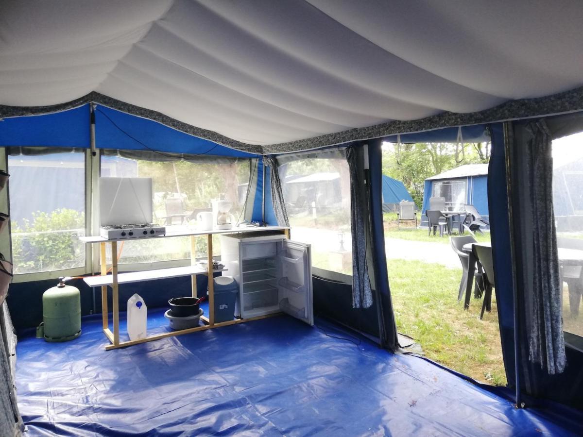 Hebergements Camping "Les Pieds Dans L'Eau" Crozon Dış mekan fotoğraf
