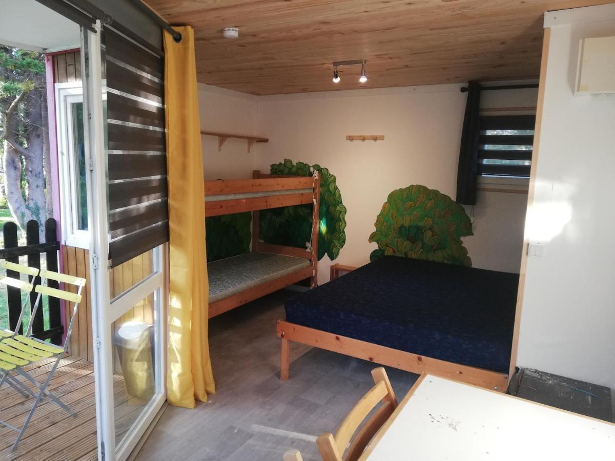 Hebergements Camping "Les Pieds Dans L'Eau" Crozon Dış mekan fotoğraf