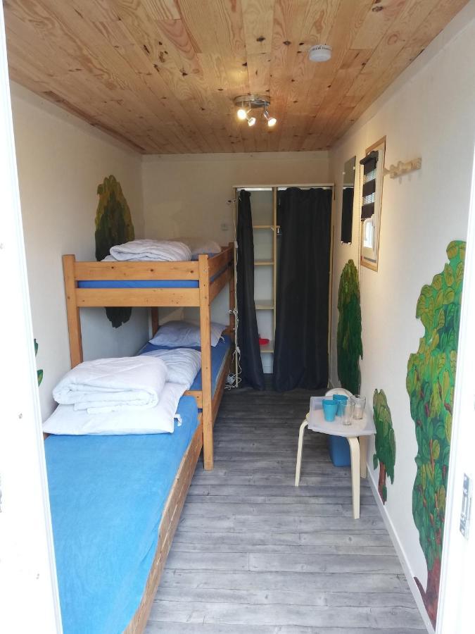 Hebergements Camping "Les Pieds Dans L'Eau" Crozon Dış mekan fotoğraf